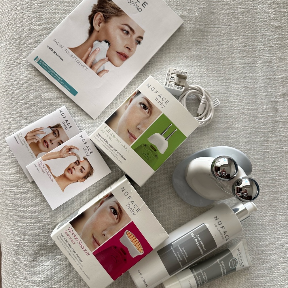 NuFACE Trinity All-in-One plus Hydrating Leave-On Gel Primer 10oz + travel size